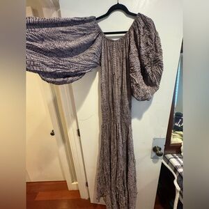 Manaola Textured Long Sleeve Dress in Gray